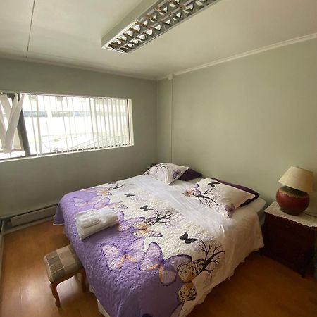 Karol Hostal 蓬塔阿雷纳斯 外观 照片